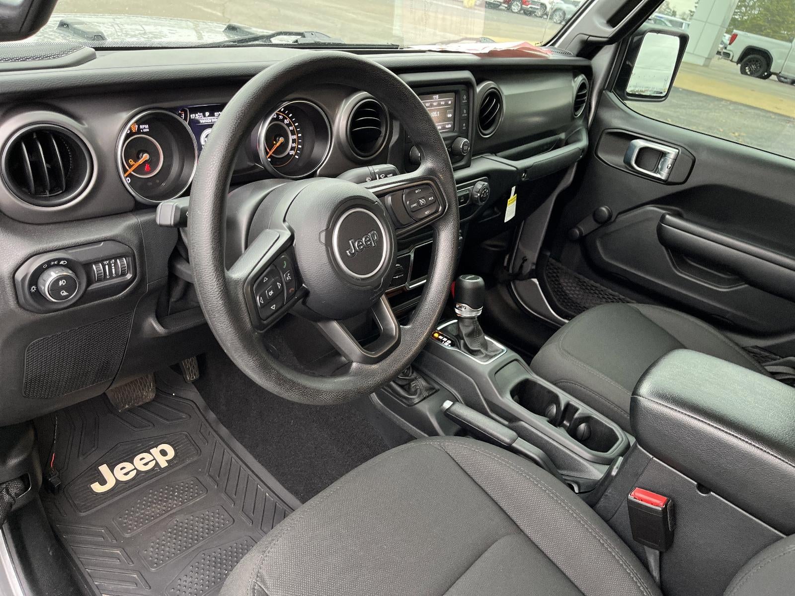 2021 Jeep Gladiator Willys Sport