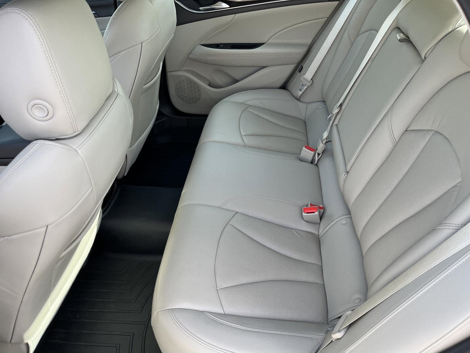 2017 Buick LaCrosse Essence