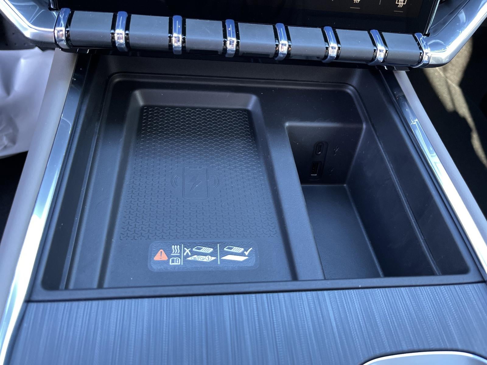 2026 GMC Acadia FWD Elevation