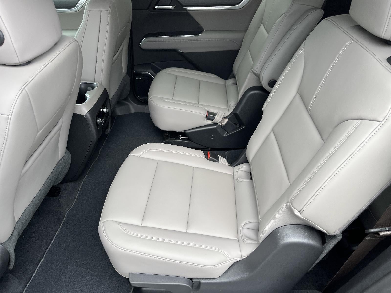 2026 GMC Acadia FWD Elevation