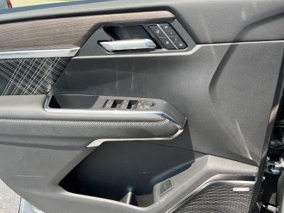 2026 GMC Acadia FWD Denali