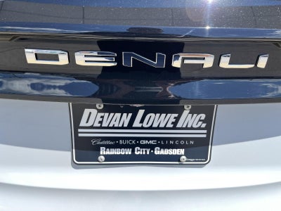 2026 GMC Acadia FWD Denali