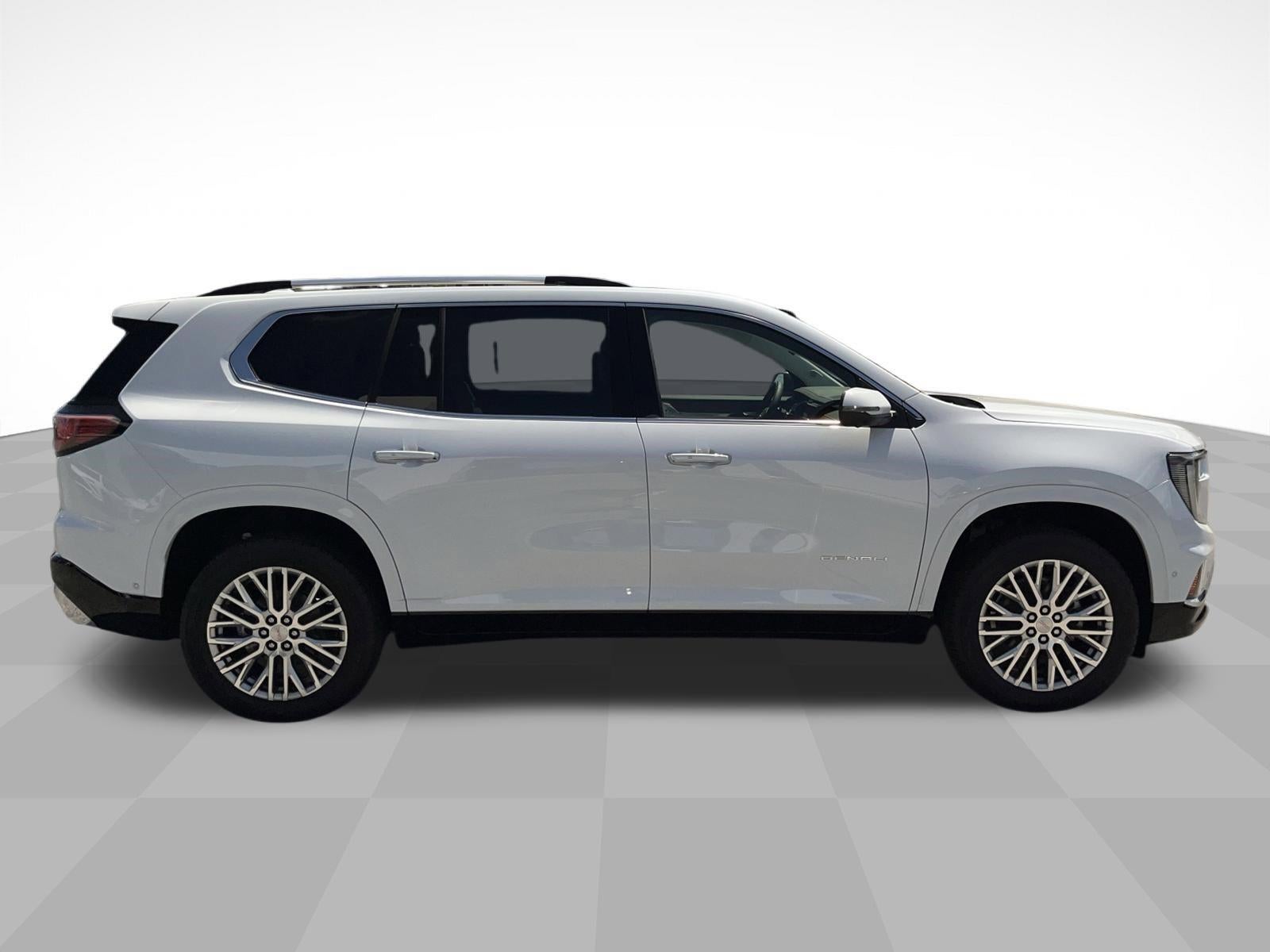 2026 GMC Acadia FWD Denali