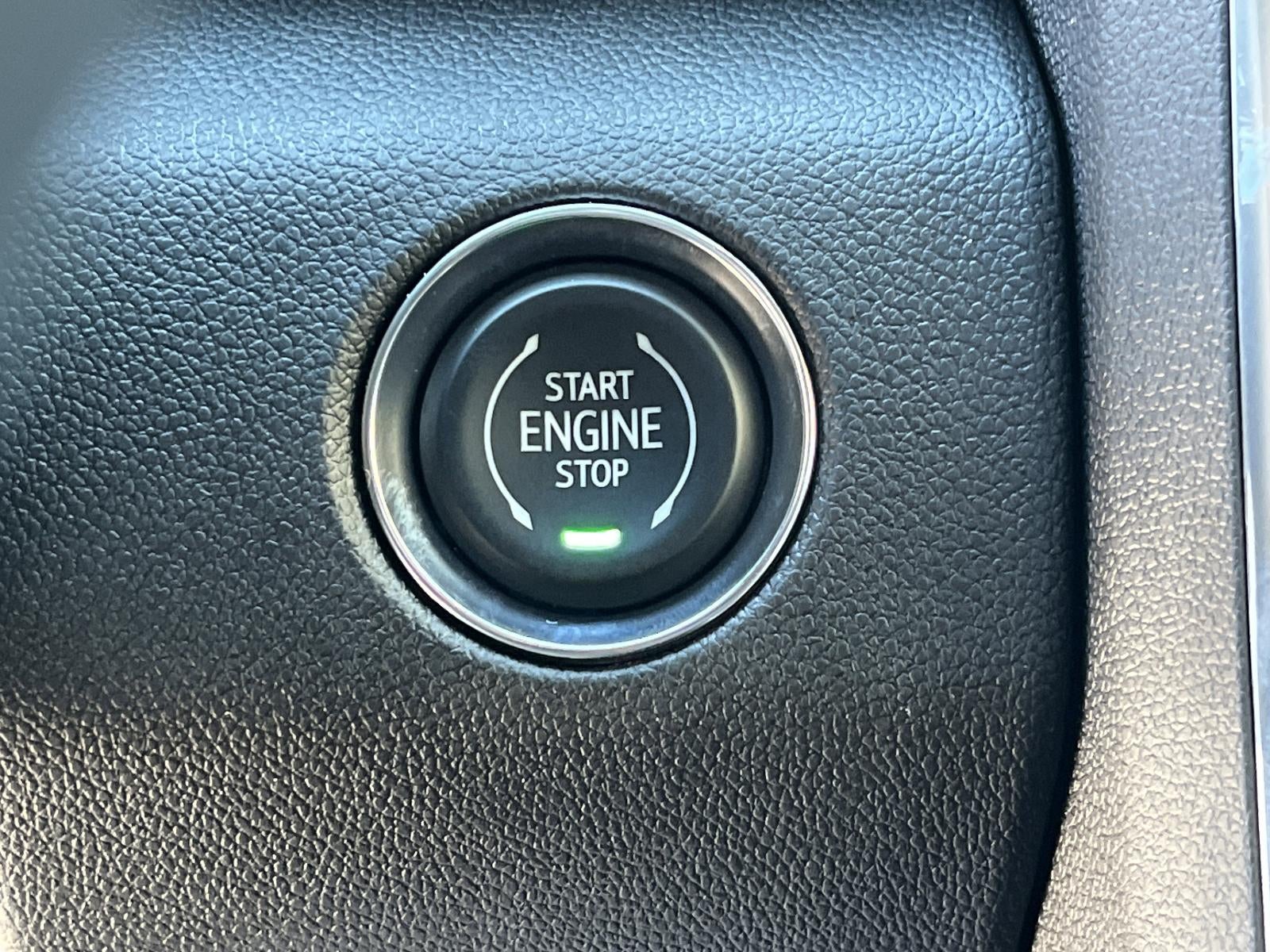 2026 GMC Acadia FWD Denali