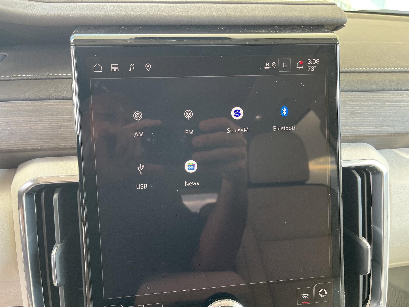 2026 GMC Acadia FWD Denali