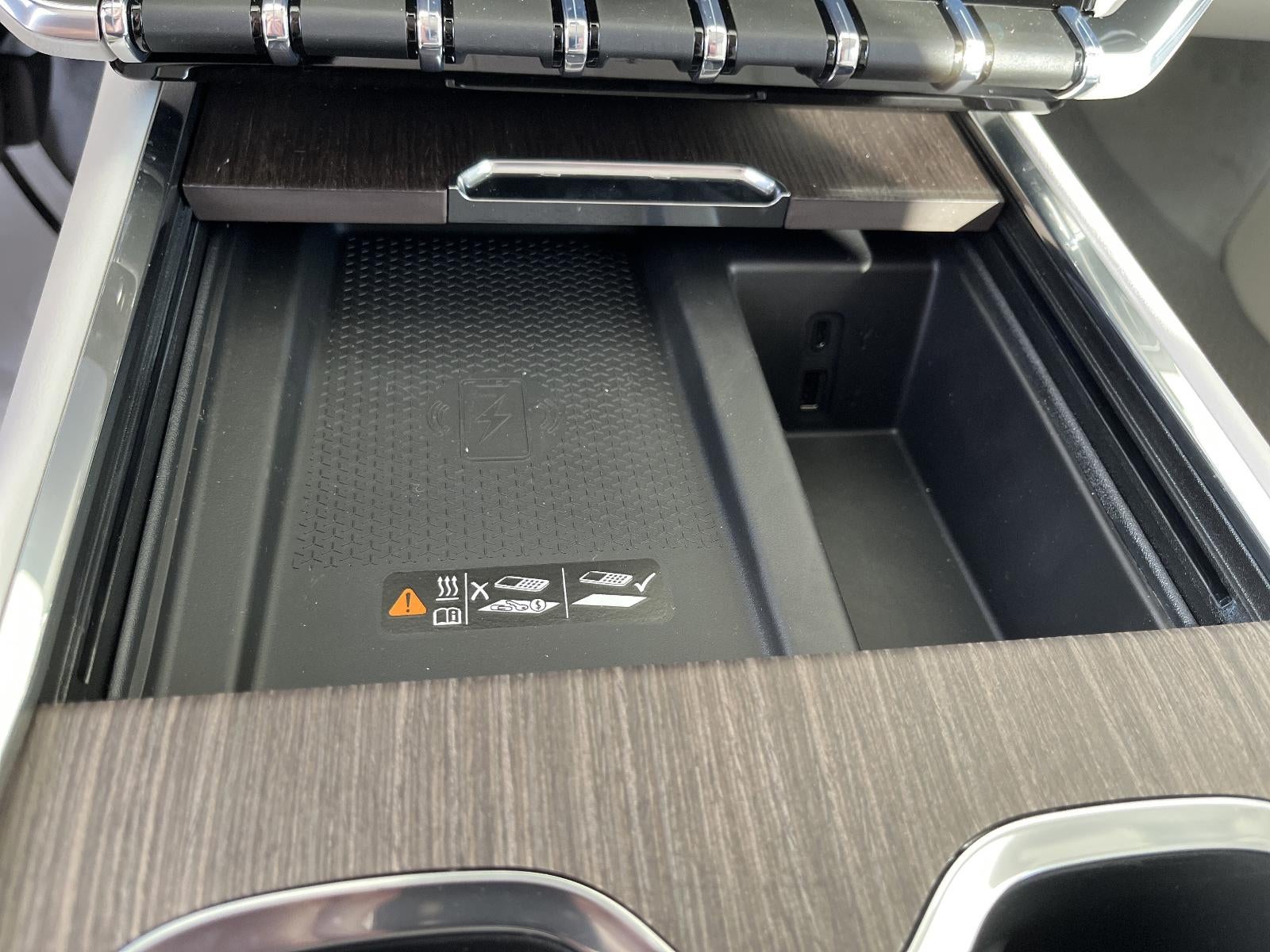 2026 GMC Acadia FWD Denali