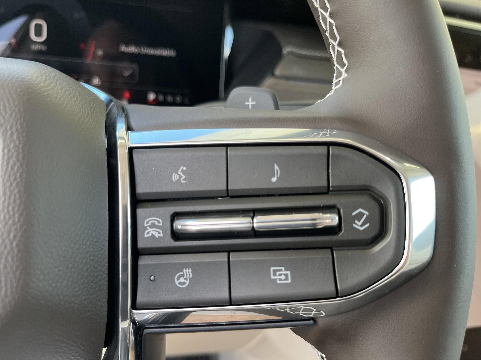 2026 GMC Acadia FWD Denali