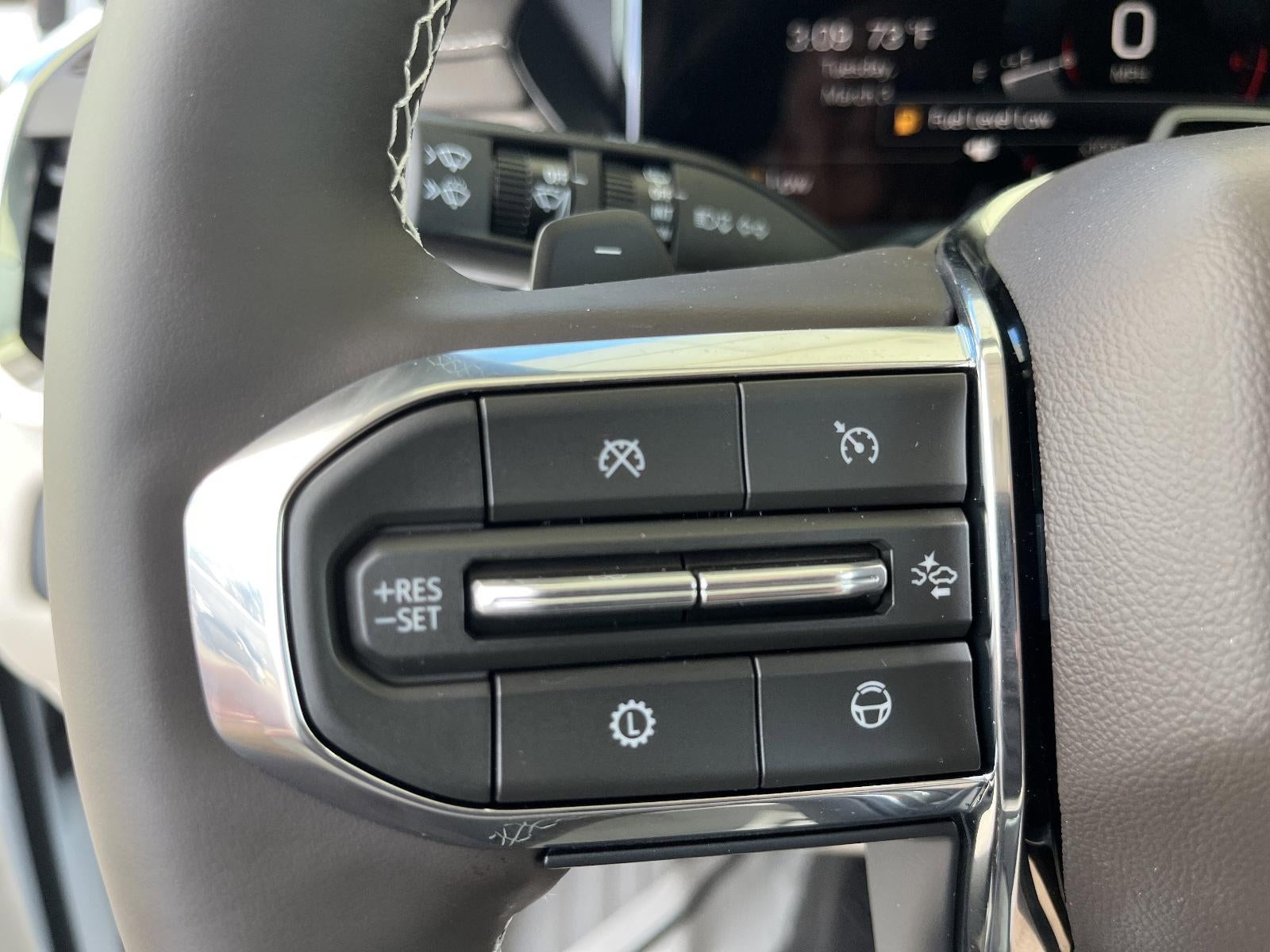 2026 GMC Acadia FWD Denali