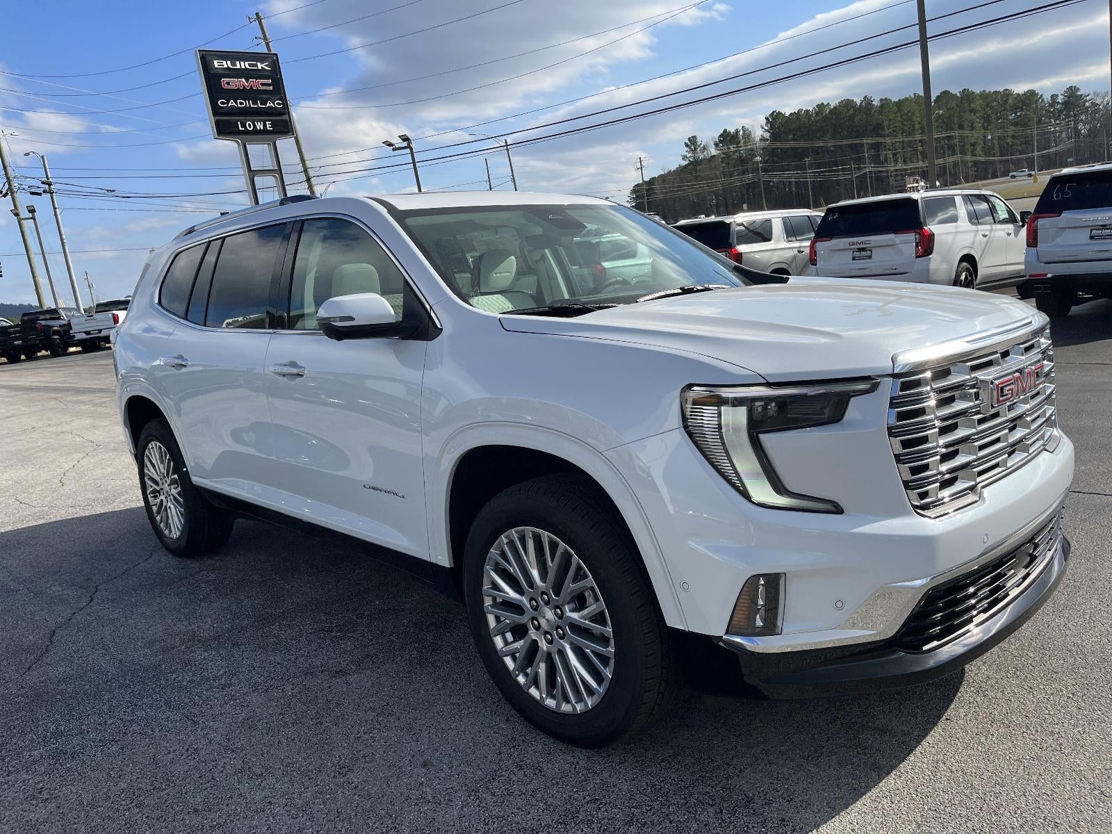 2026 GMC Acadia FWD Denali
