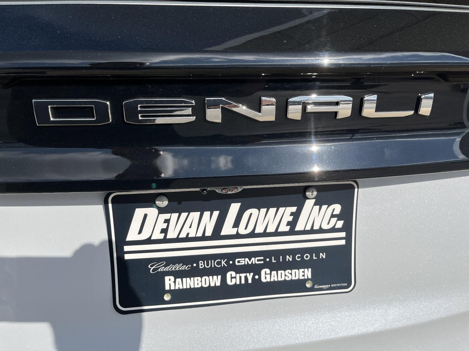 2026 GMC Acadia FWD Denali