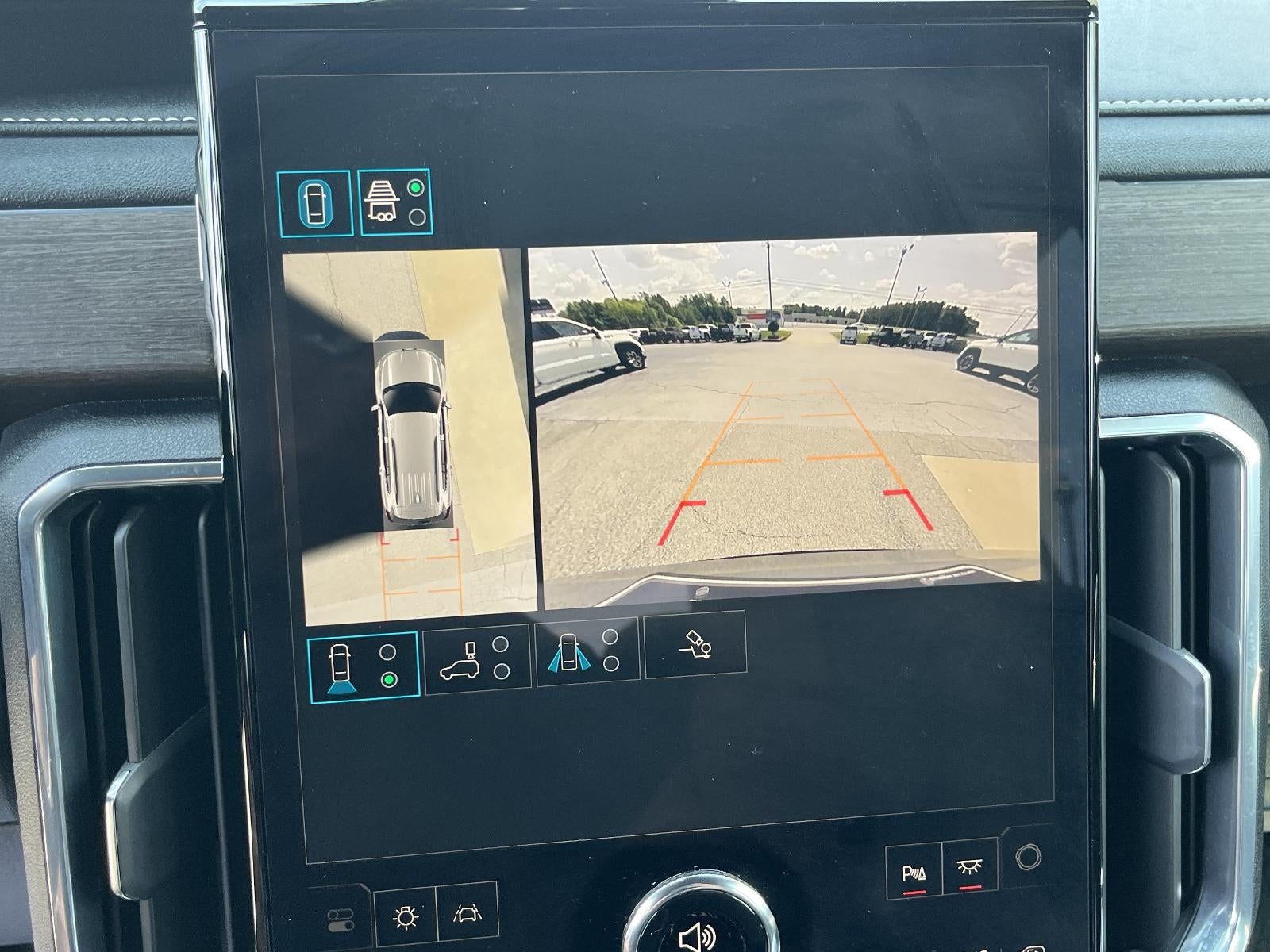 2025 GMC Acadia FWD Denali