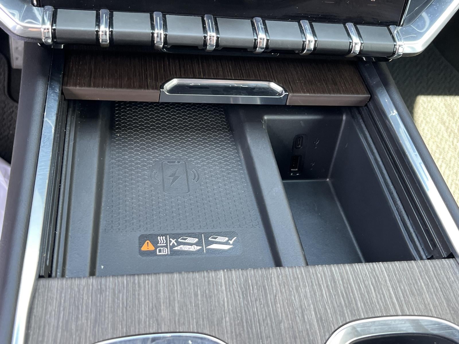 2025 GMC Acadia FWD Denali