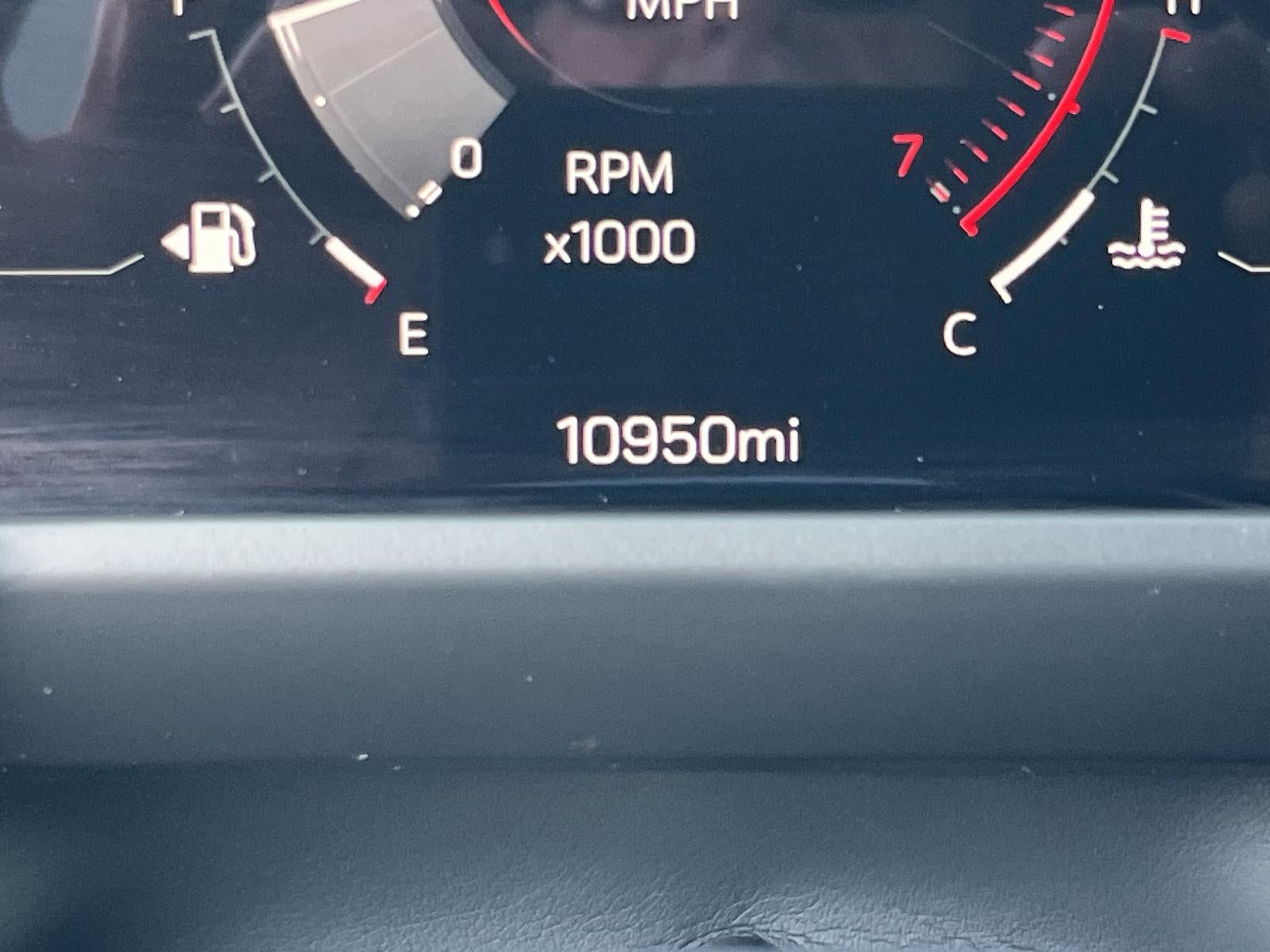 2025 GMC Acadia FWD Denali