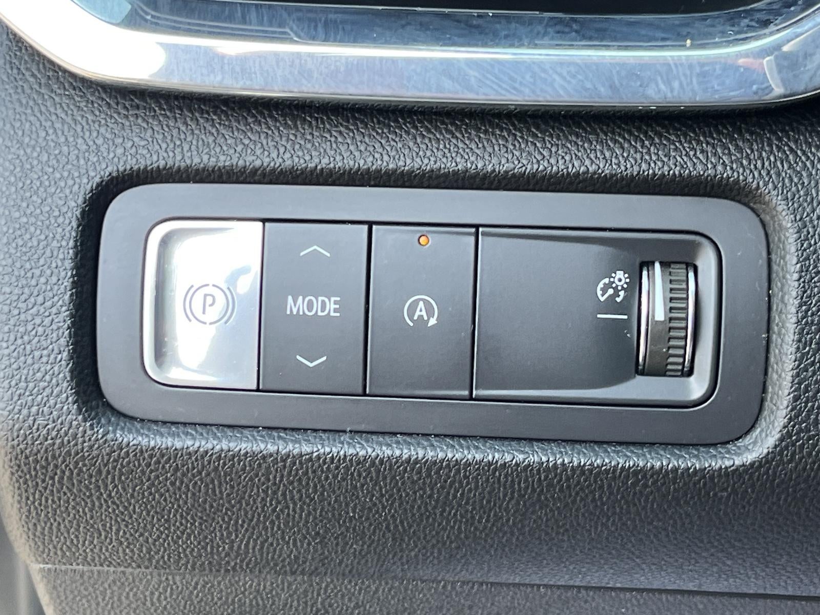 2025 GMC Acadia FWD Denali