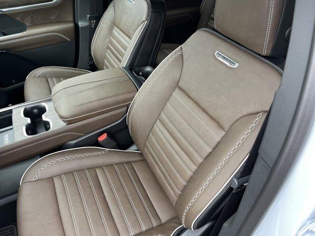 2026 GMC Acadia FWD Denali Ultimate