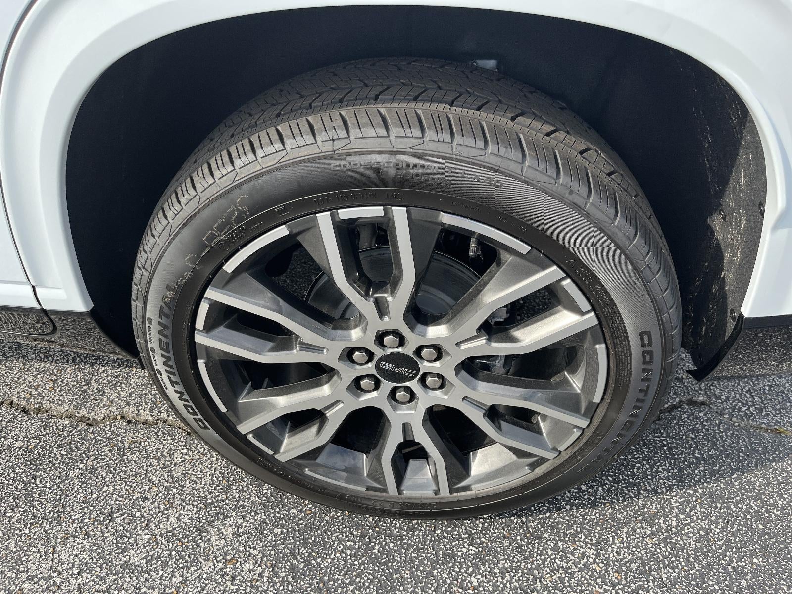 2026 GMC Acadia FWD Denali Ultimate