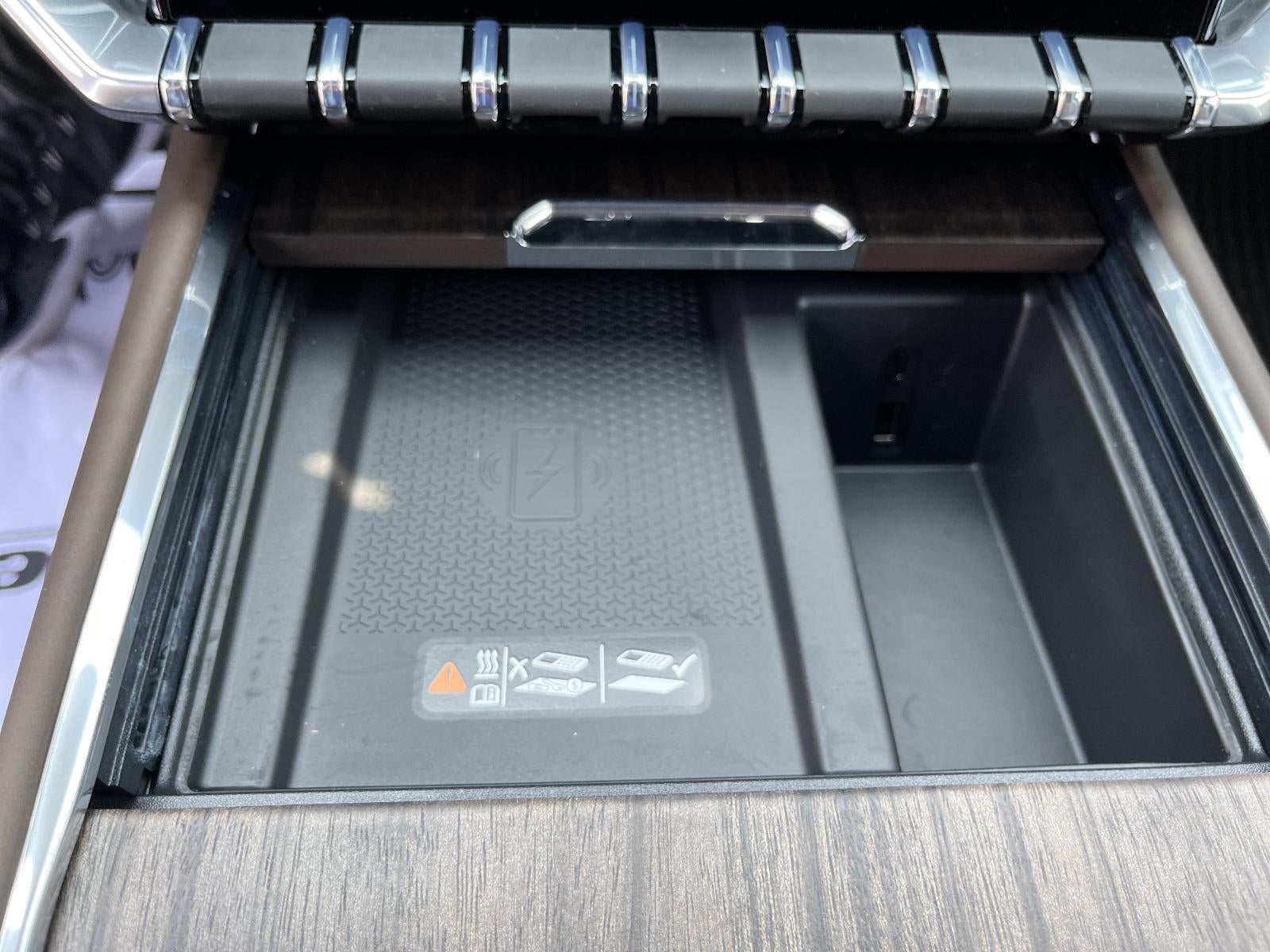 2026 GMC Acadia FWD Denali Ultimate