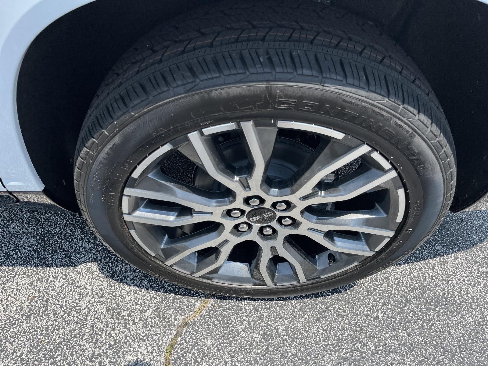 2026 GMC Acadia FWD Denali Ultimate