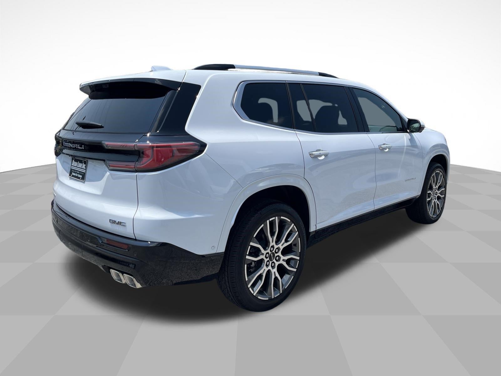 2026 GMC Acadia FWD Denali Ultimate