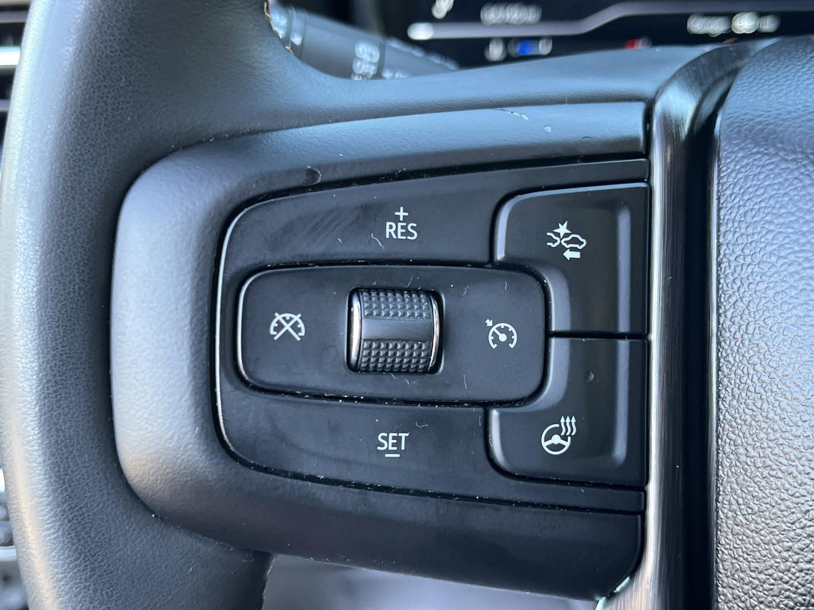 2023 GMC Yukon XL AT4