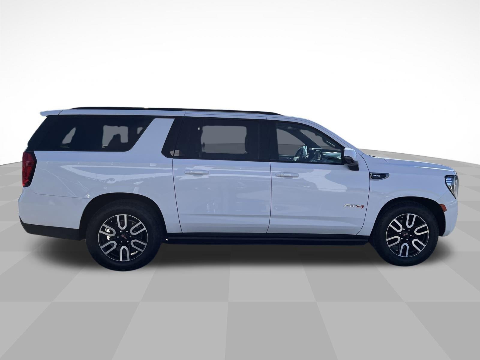 2023 GMC Yukon XL AT4