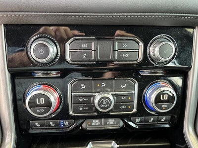2023 GMC Yukon XL Denali