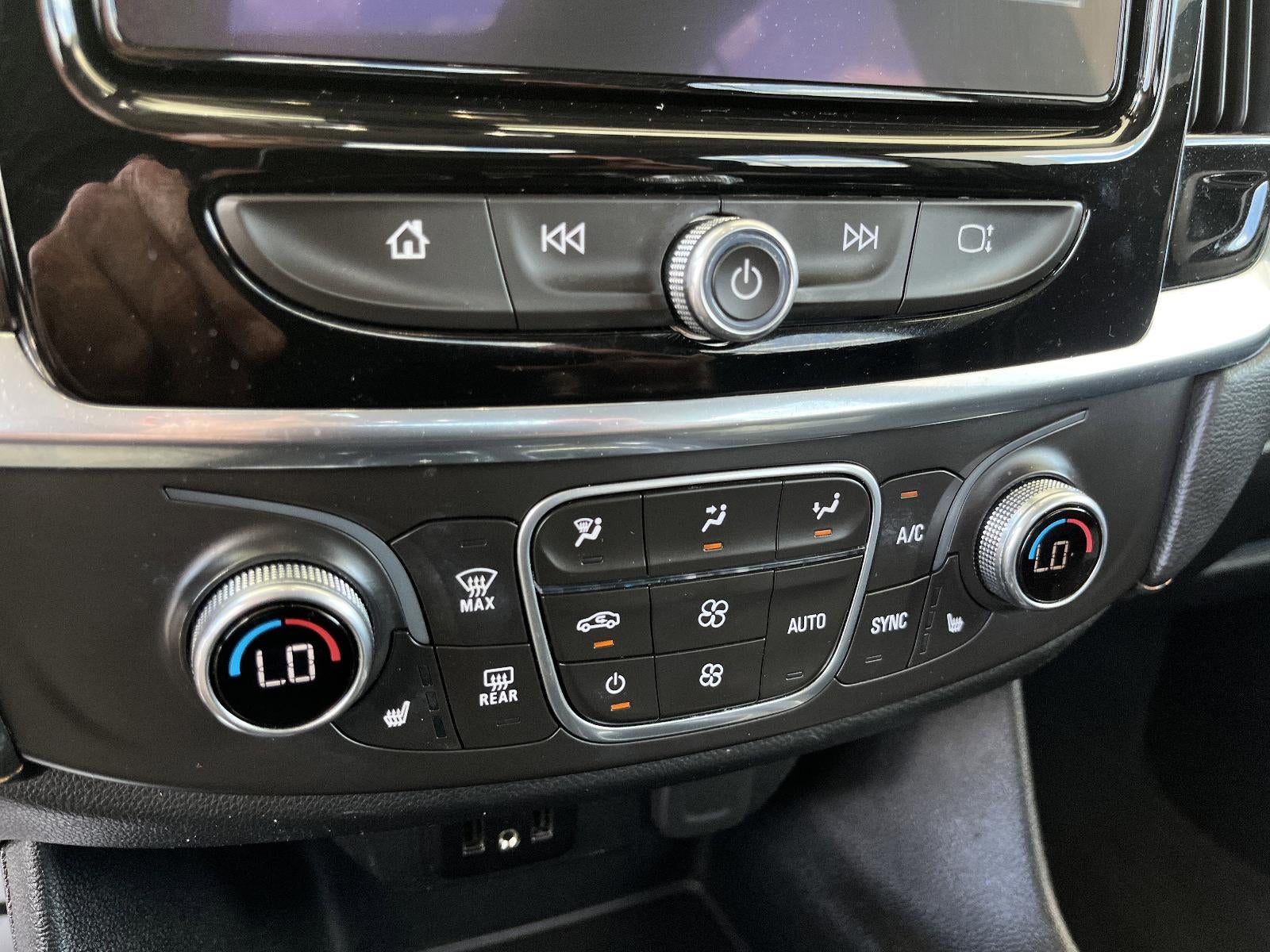 2018 Chevrolet Traverse LT Leather