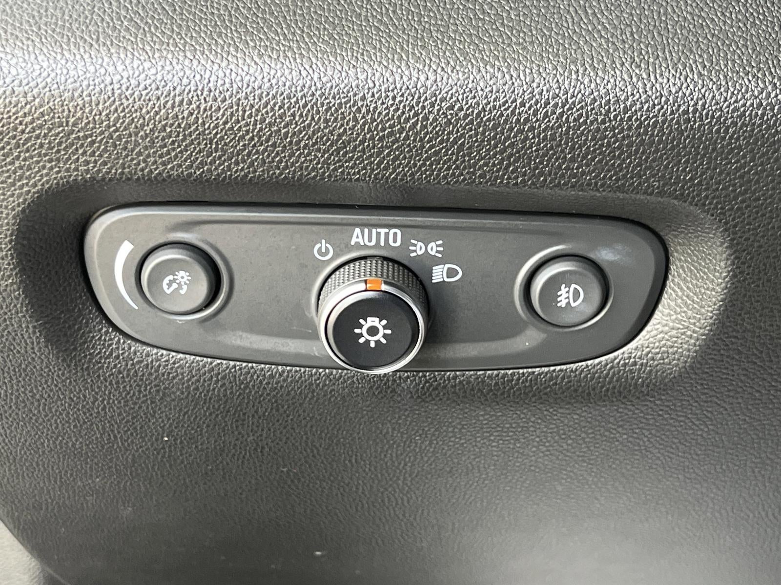 2018 Chevrolet Traverse LT Leather
