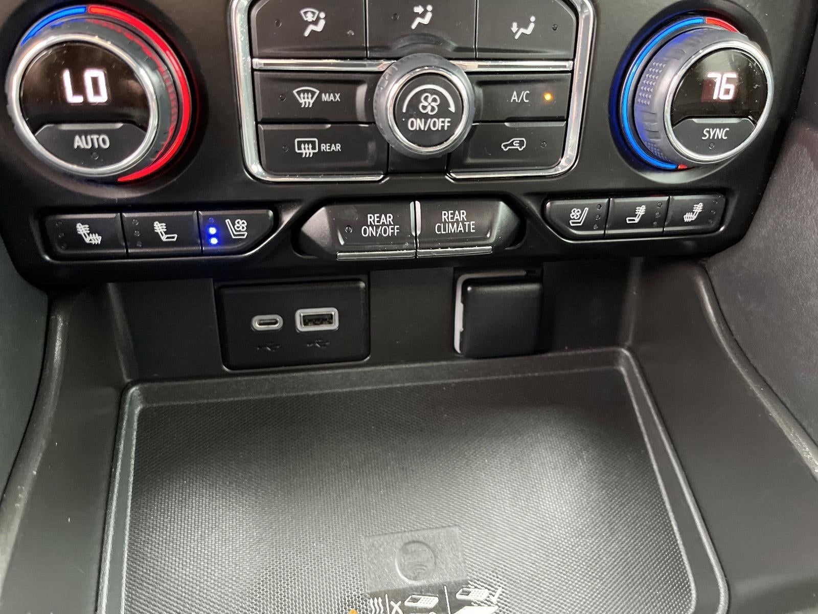 2022 Chevrolet Suburban Premier