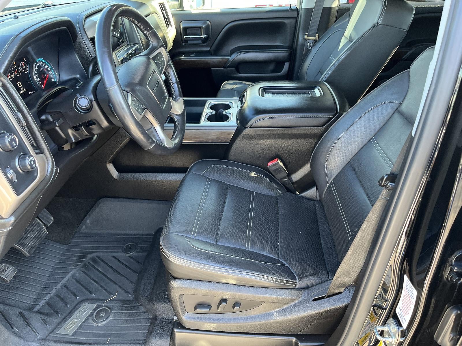 2017 GMC Sierra 2500 HD Denali