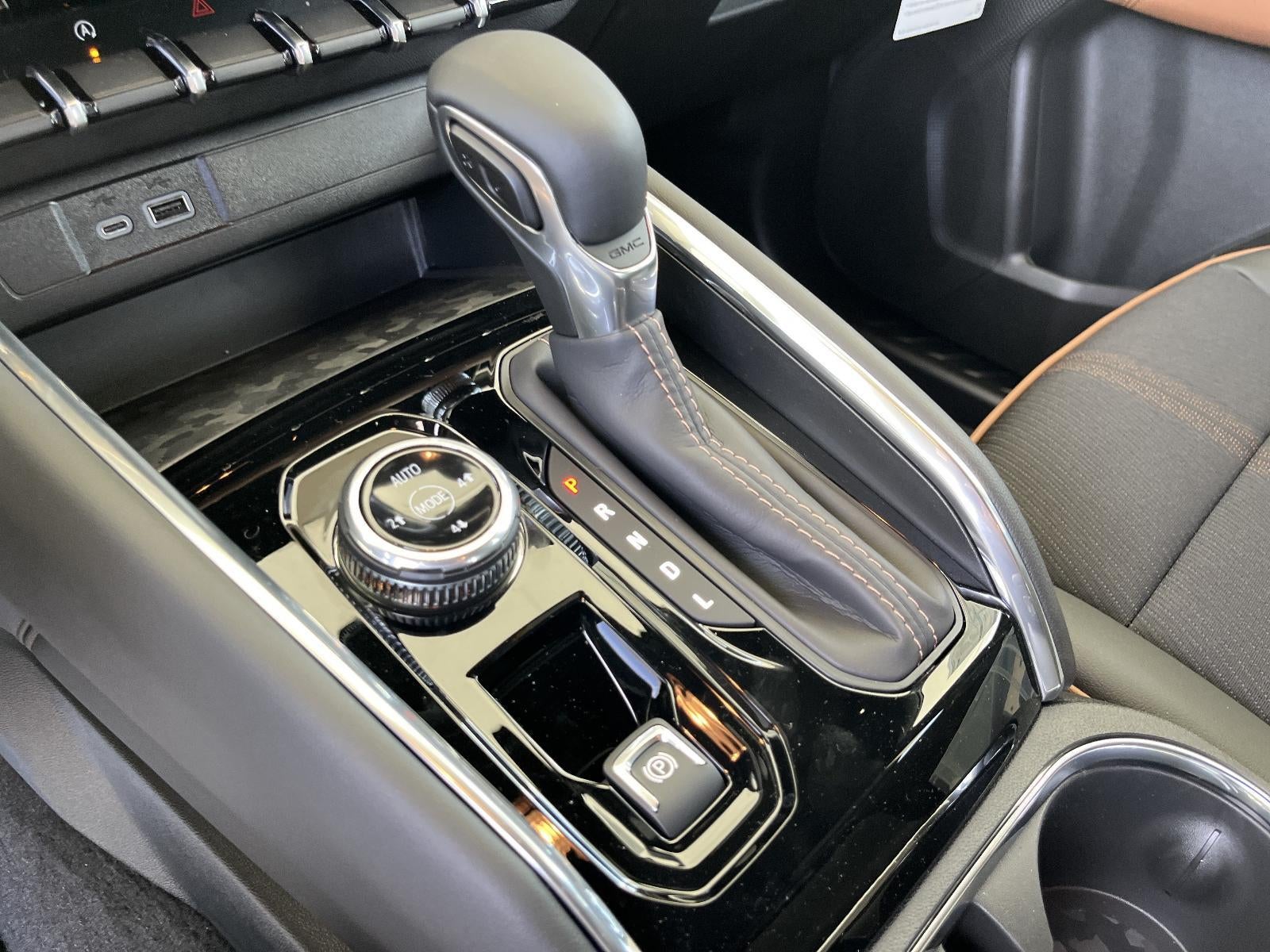 2026 GMC Canyon 4WD AT4