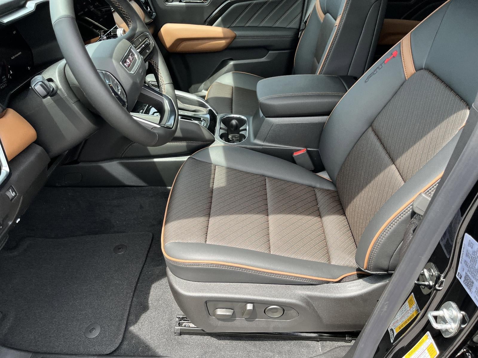 2026 GMC Canyon 4WD AT4