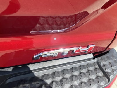 2025 GMC Canyon 4WD AT4