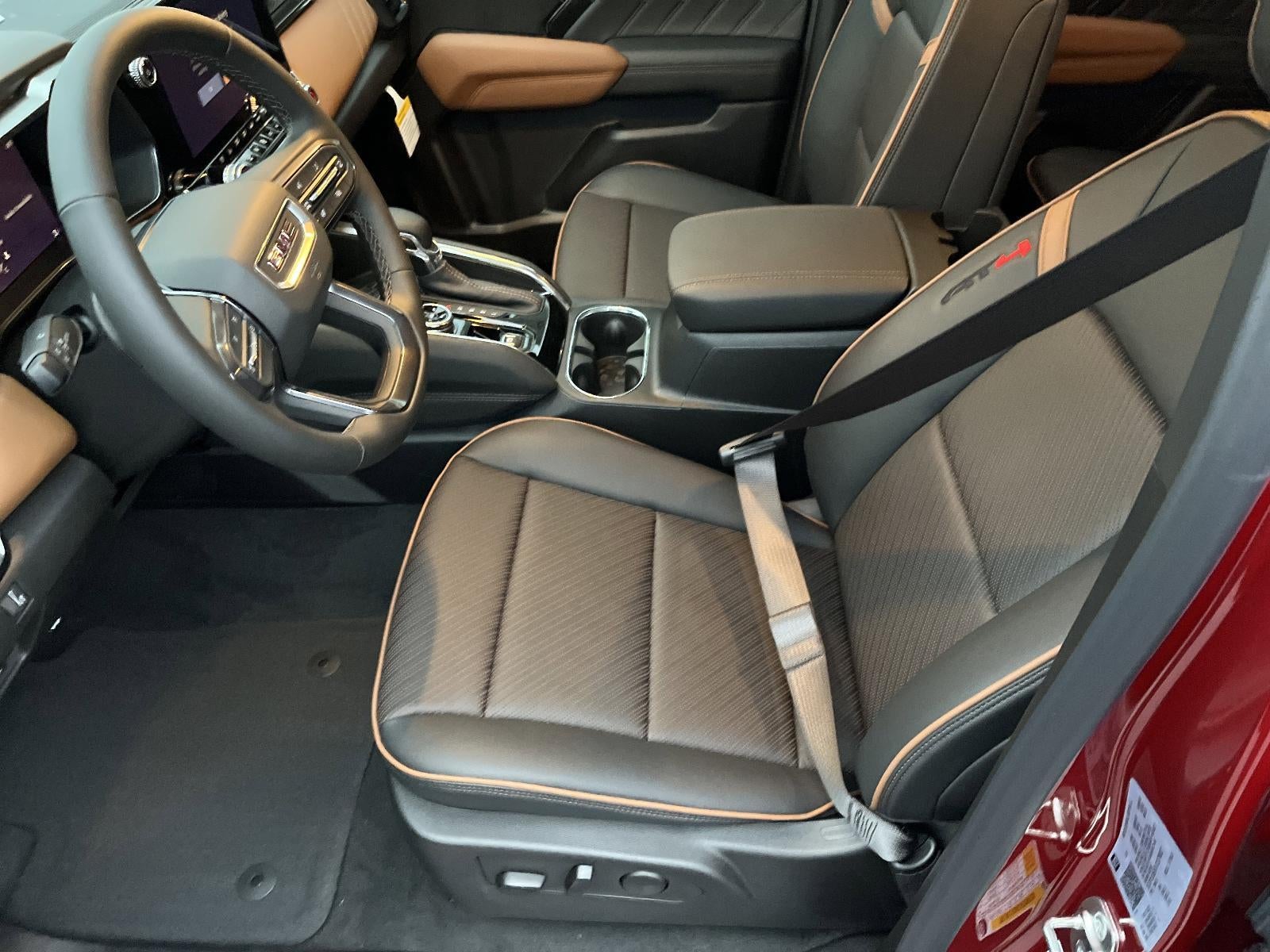 2026 GMC Canyon 4WD AT4