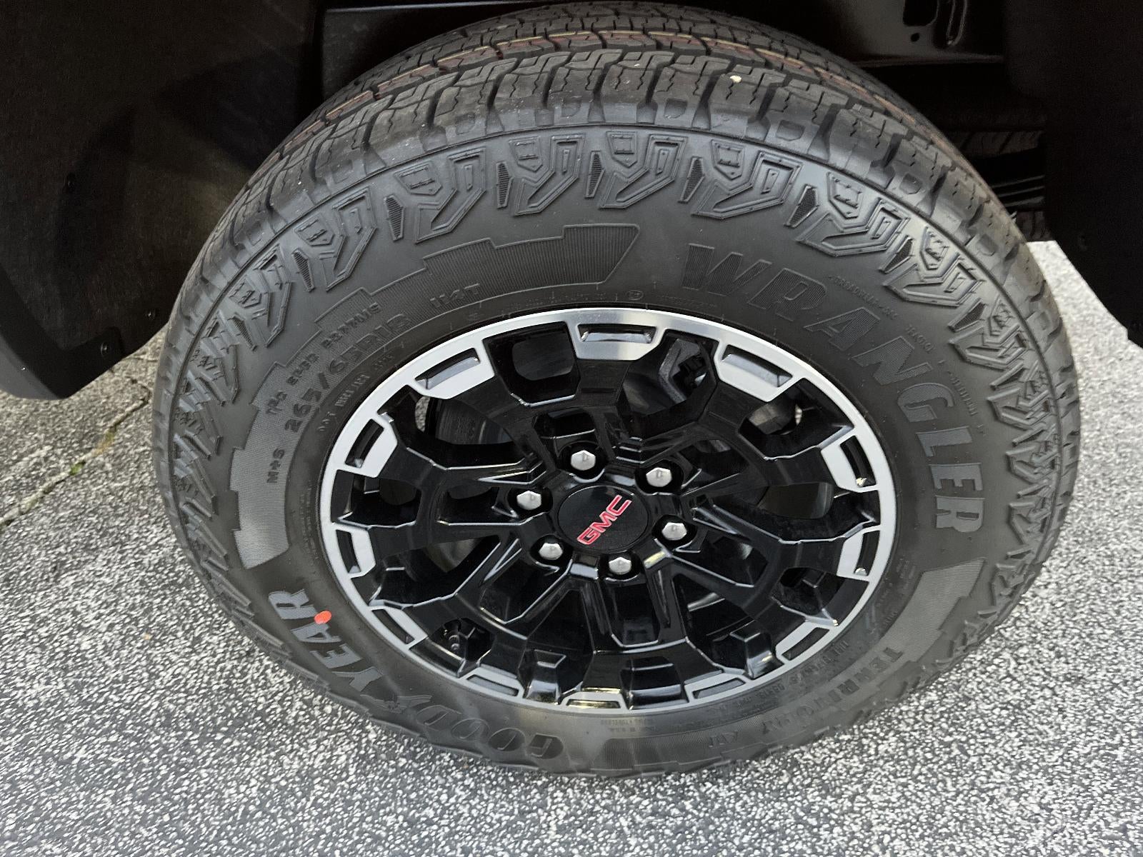 2026 GMC Canyon 4WD AT4