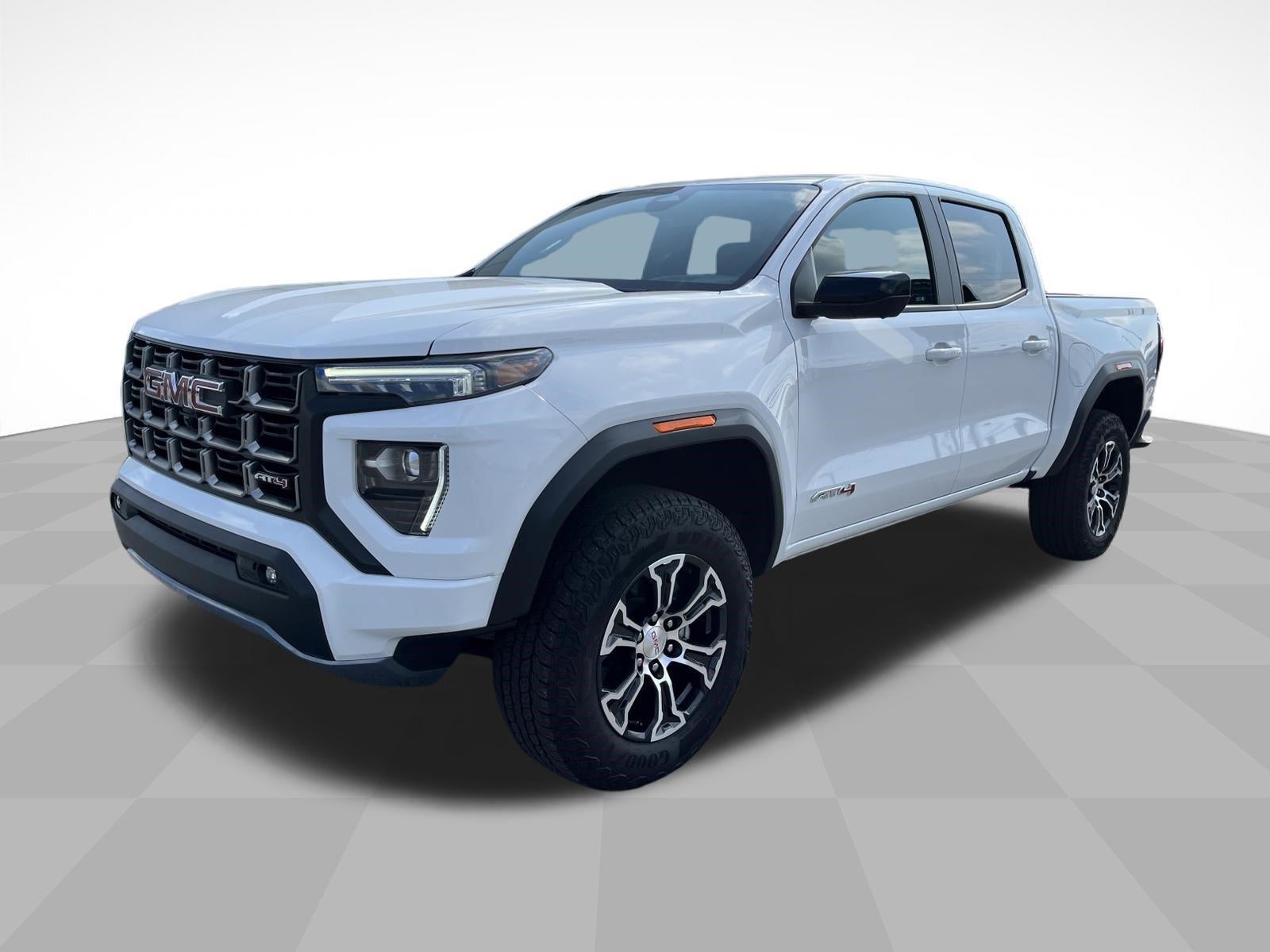 2024 GMC Canyon 4WD AT4