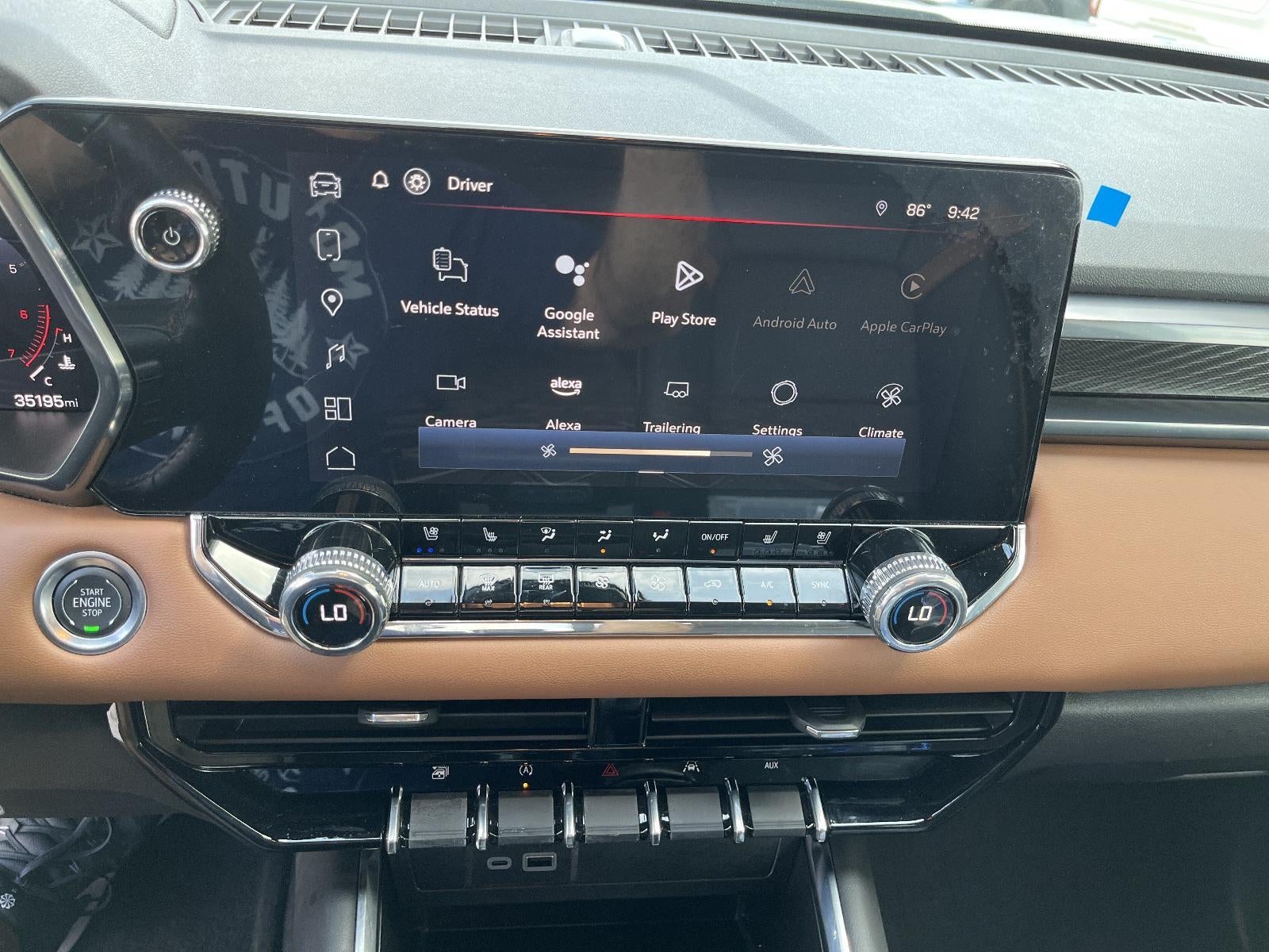 2024 GMC Canyon AT4 - Photo 14