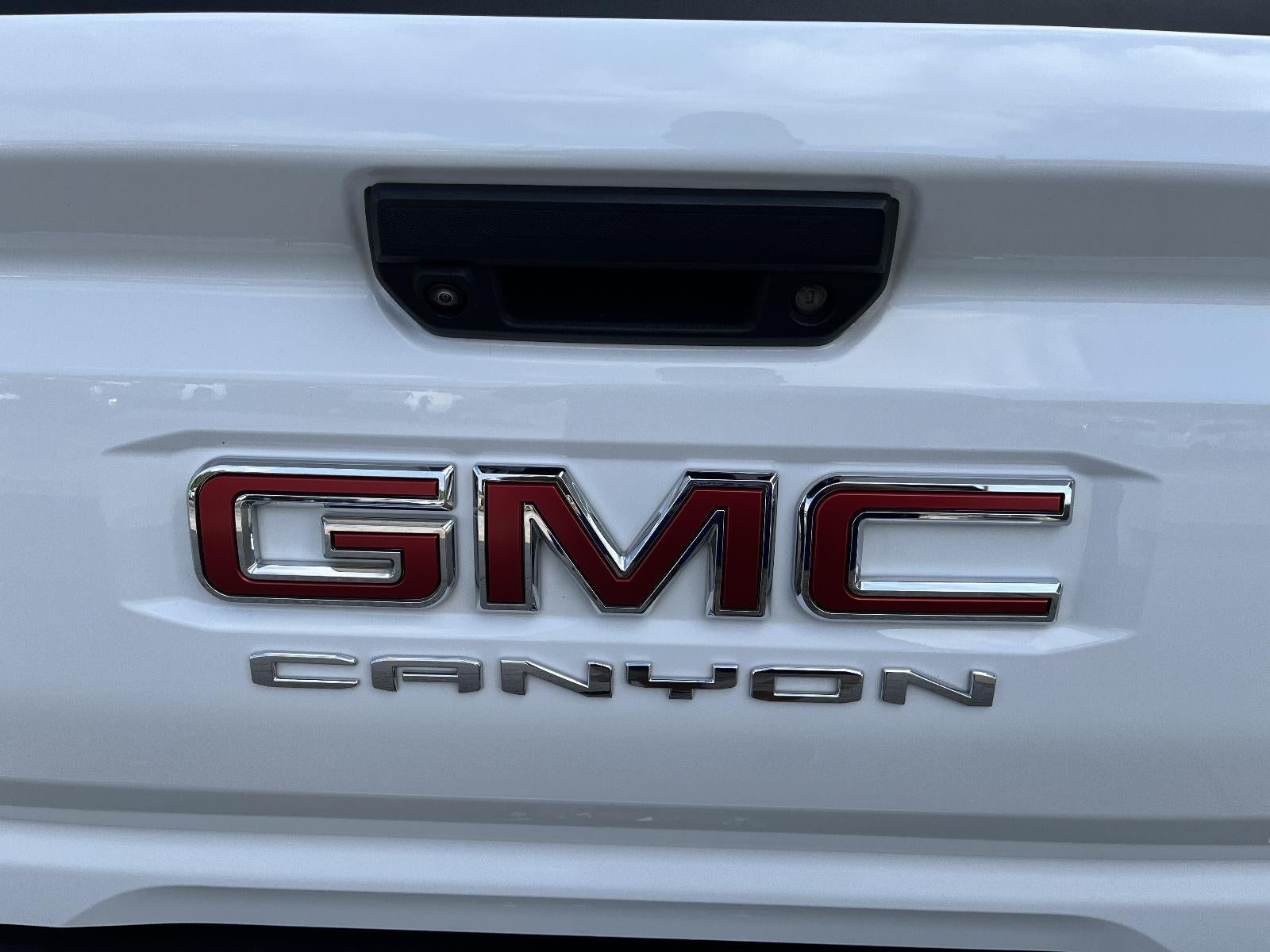2024 GMC Canyon 4WD AT4