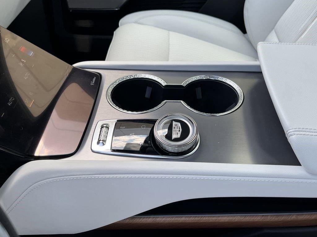 2026 Cadillac VISTIQ Sport