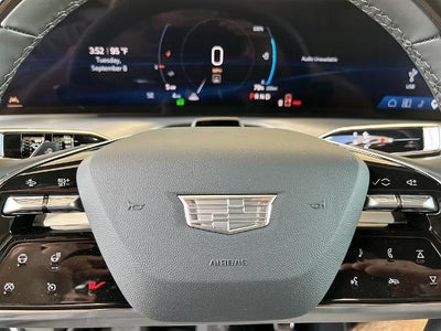 2027 Cadillac VISTIQ Sport
