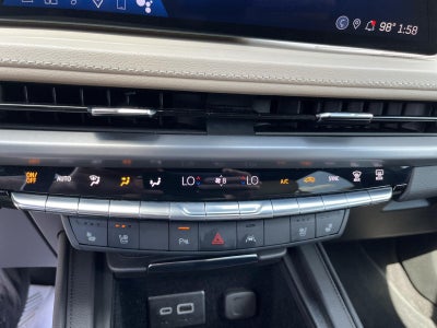 2024 Cadillac XT4 FWD Premium Luxury