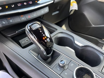 2024 Cadillac XT4 FWD Premium Luxury