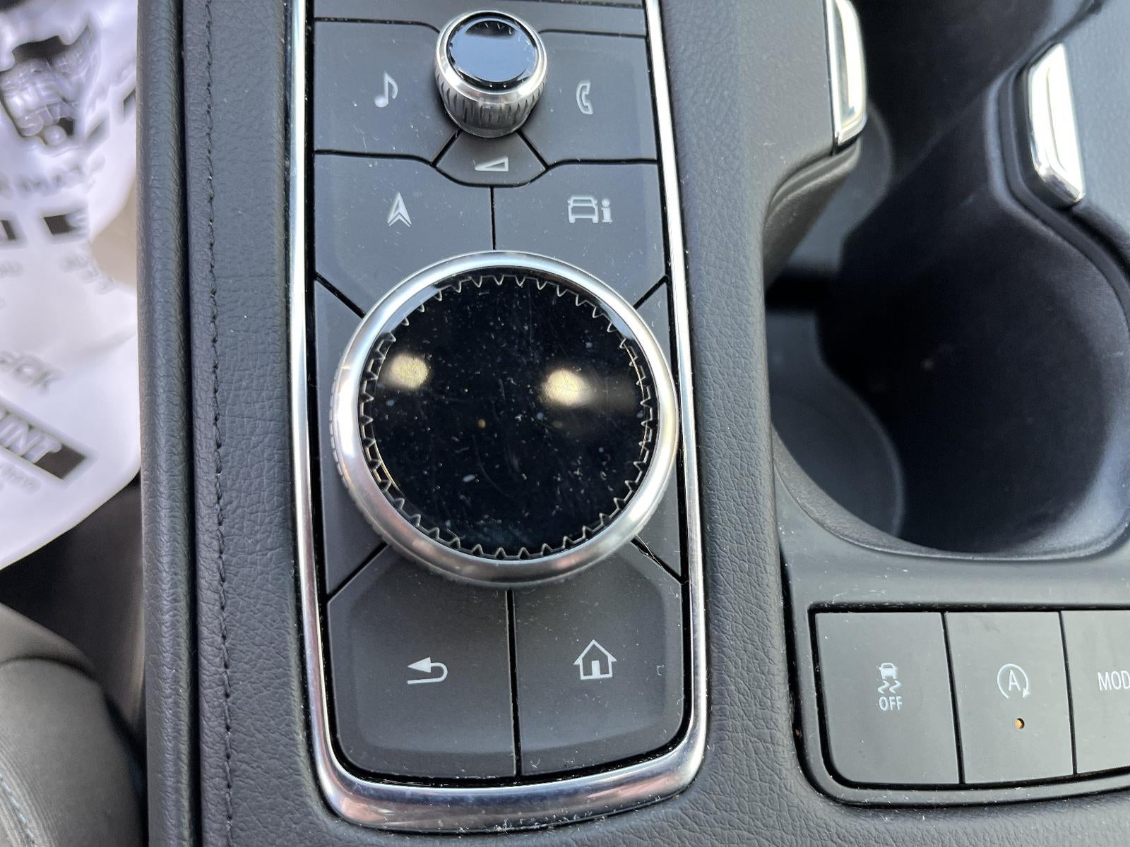 2024 Cadillac XT4 FWD Premium Luxury
