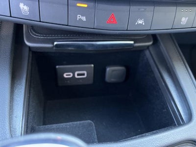 2024 Cadillac XT4 FWD Premium Luxury