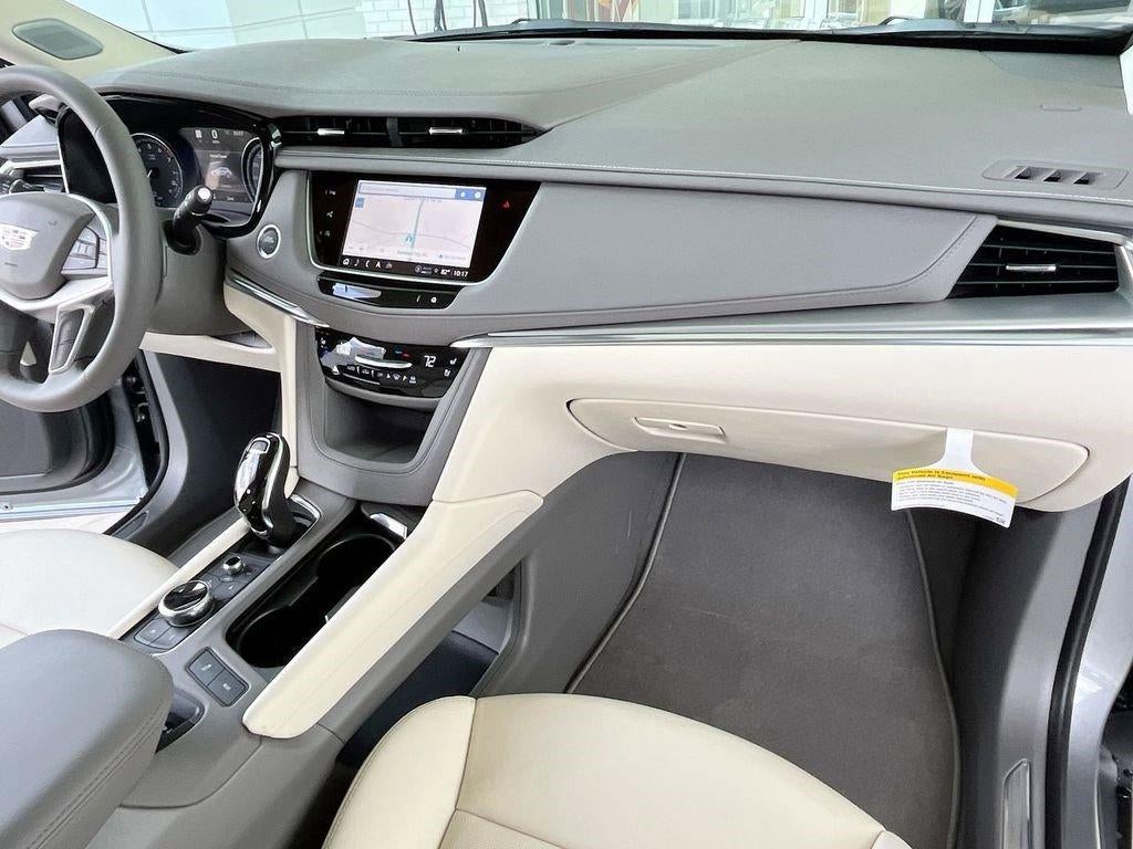 2025 Cadillac XT5 FWD Premium Luxury