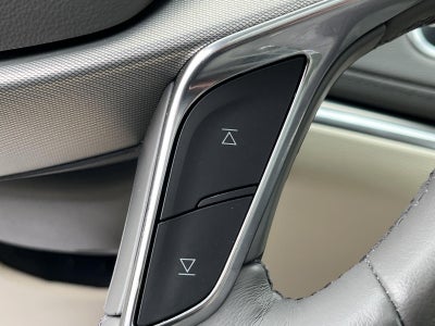 2023 Cadillac XT5 FWD Premium Luxury