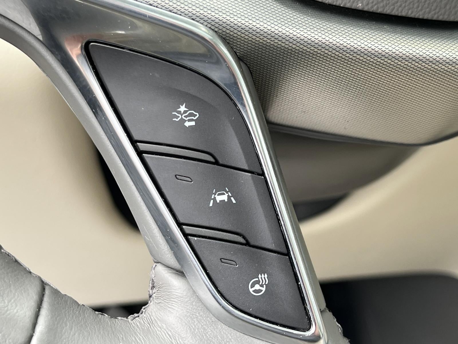 2023 Cadillac XT5 FWD Premium Luxury