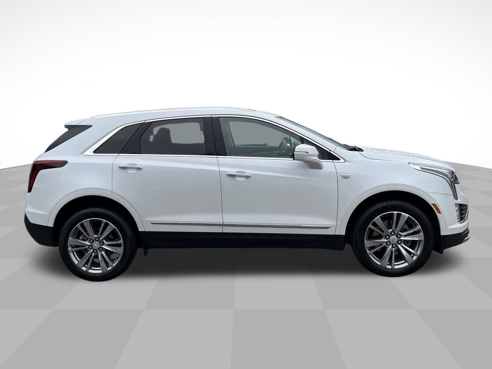 2023 Cadillac XT5 FWD Premium Luxury