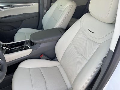 2025 Cadillac XT5 FWD Premium Luxury