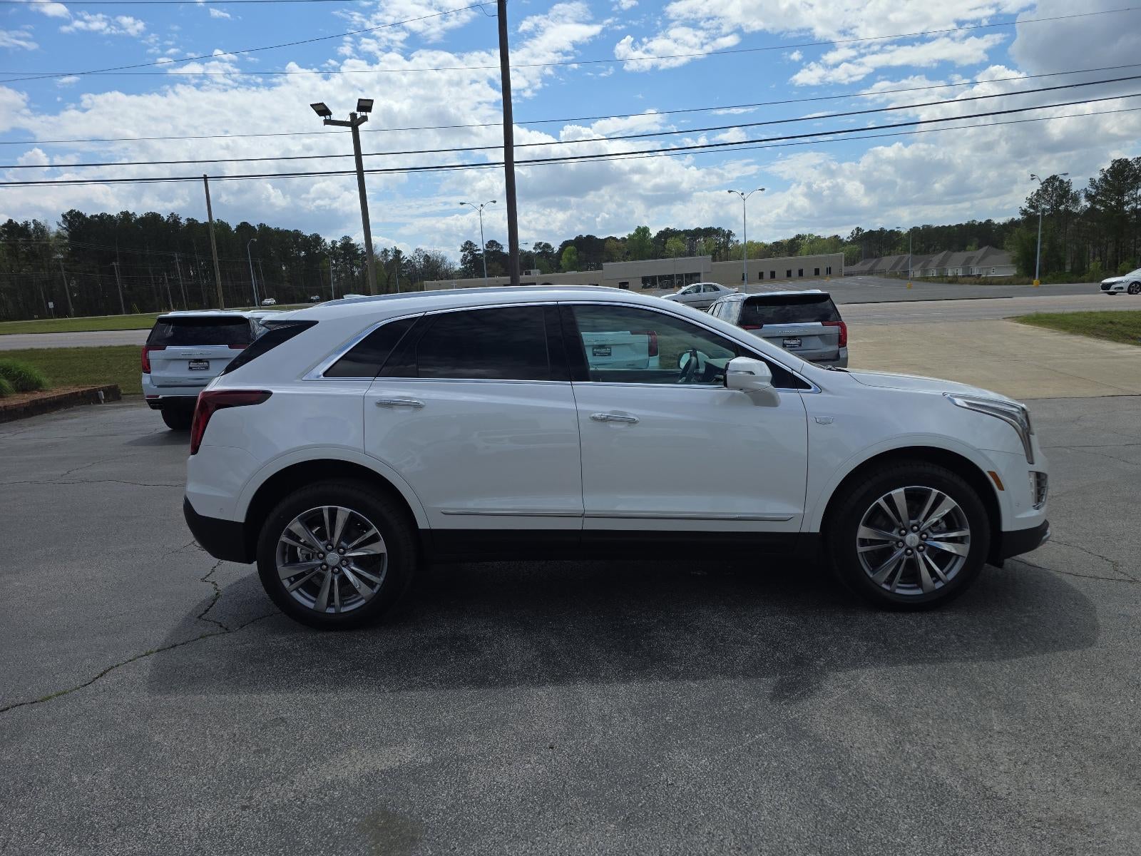 2026 Cadillac XT5 FWD Premium Luxury